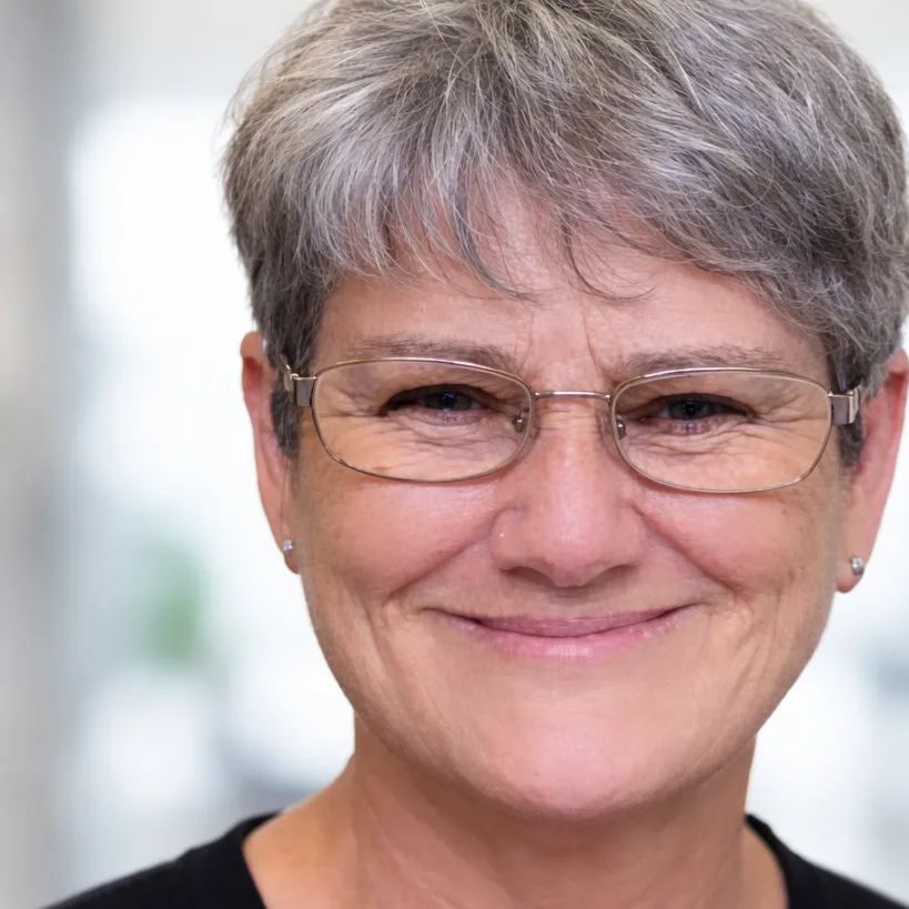 Glynis Longhurst profile photo